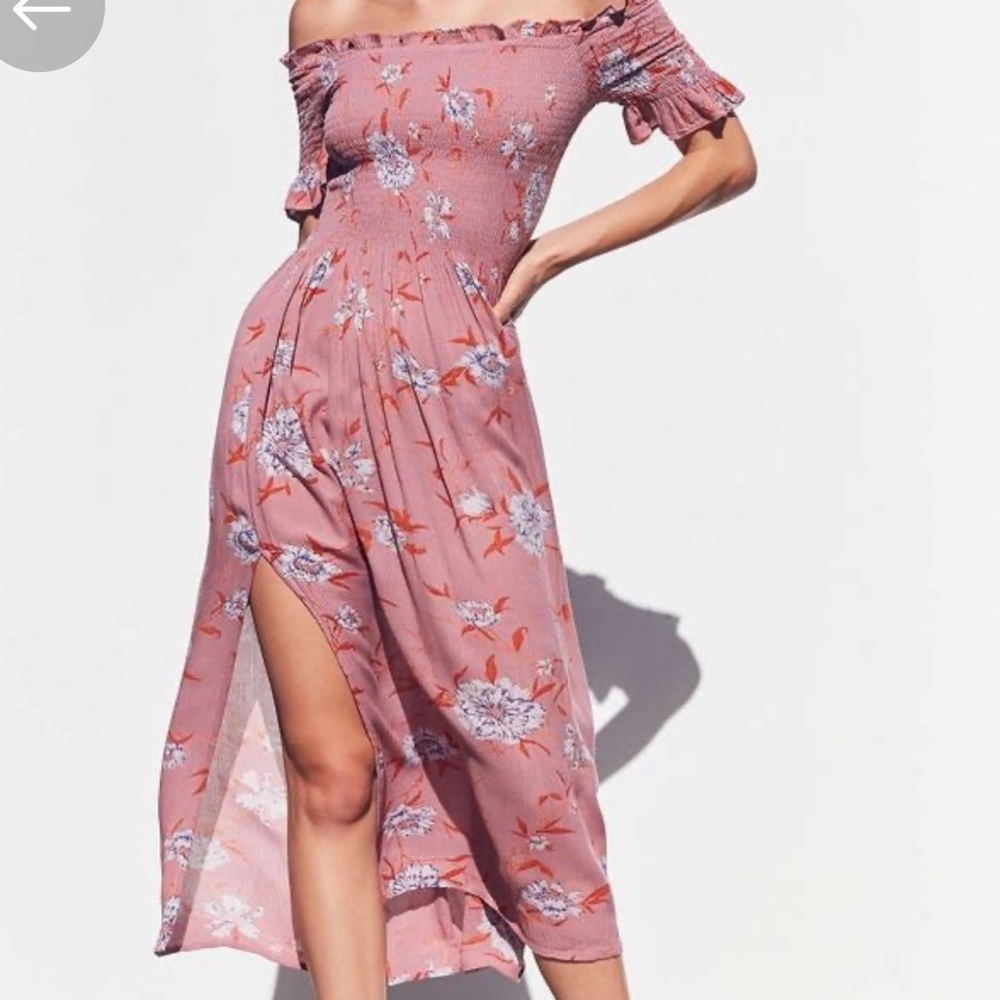 Maxi off the shoulder floral dress